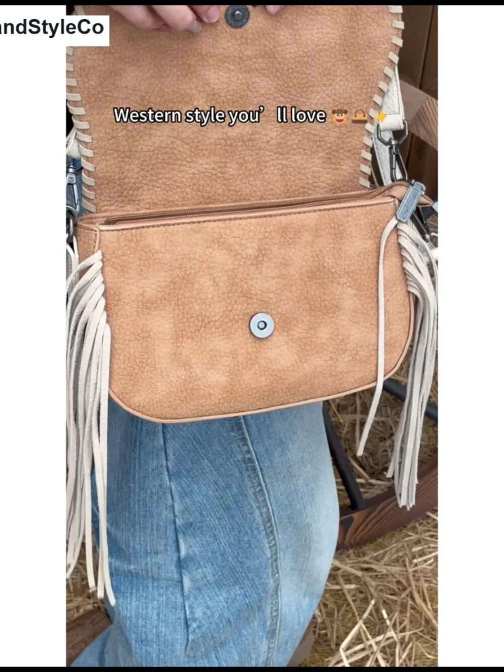 Wrangler Western Shoulder Bag for Women Flap Crossbody Purse with Whipstitch